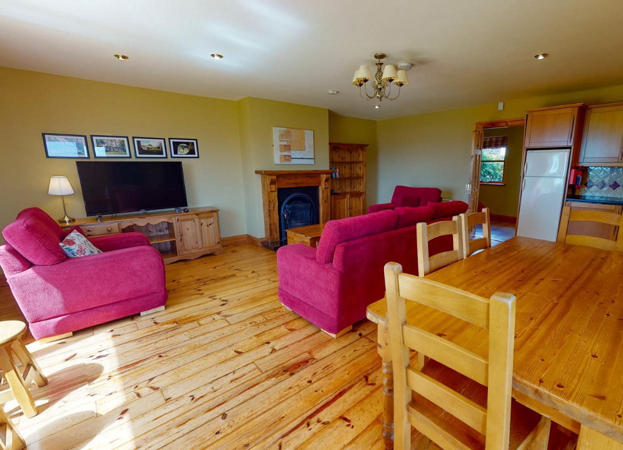 Dingle Courtyard Cottages 4 Bed By Trident Holiday Homes Εξωτερικό φωτογραφία